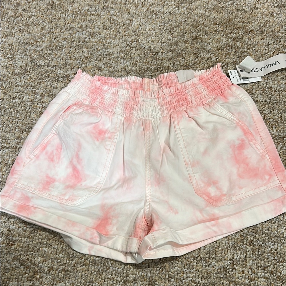 NWT Vanilla Star Women's Pink Tie-Dye Shorts Size Medium smock waist